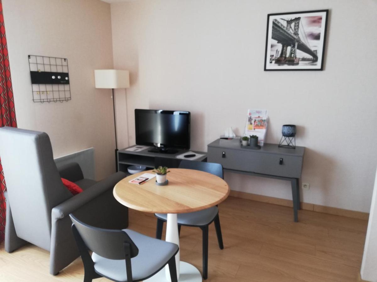 Aparthotel Domitys Le Clos De La Seigneurie Les Gonds Exteriér fotografie